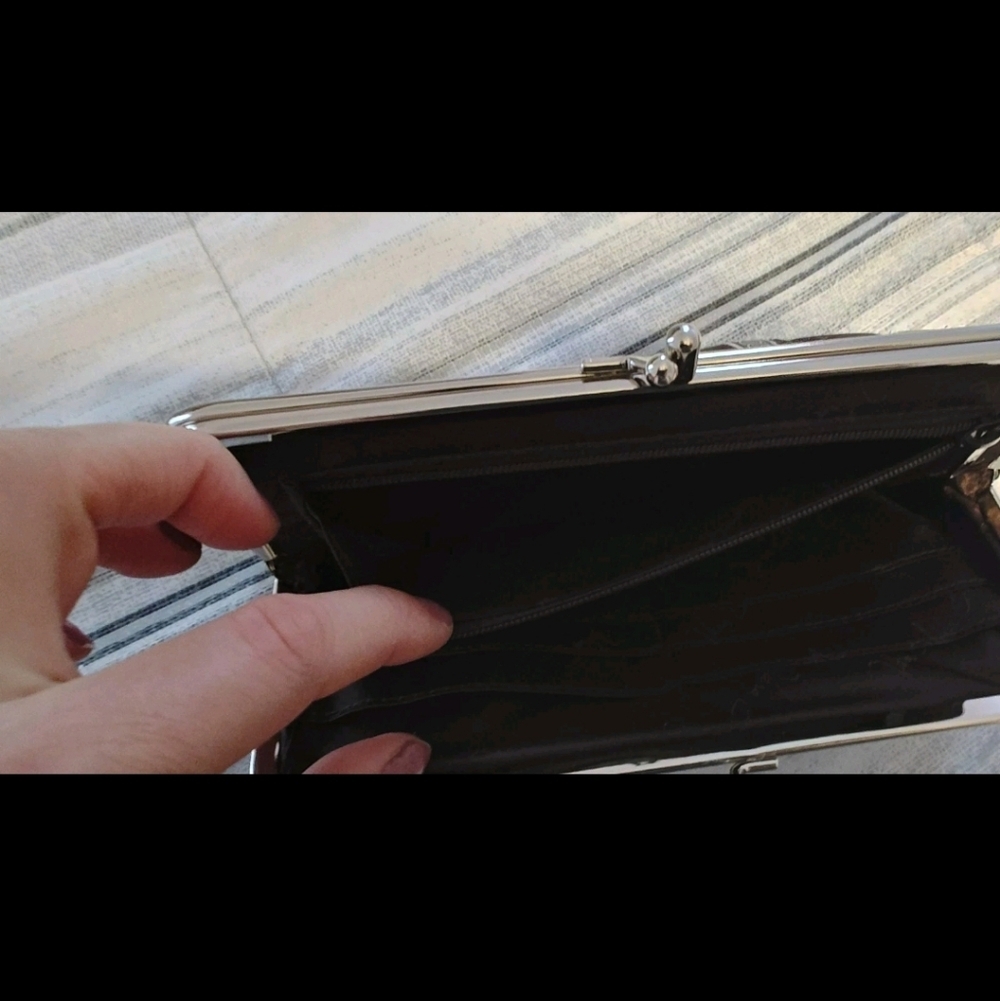 Floral Clutch Coin Purse - Multicolor - Picture 6 of 7